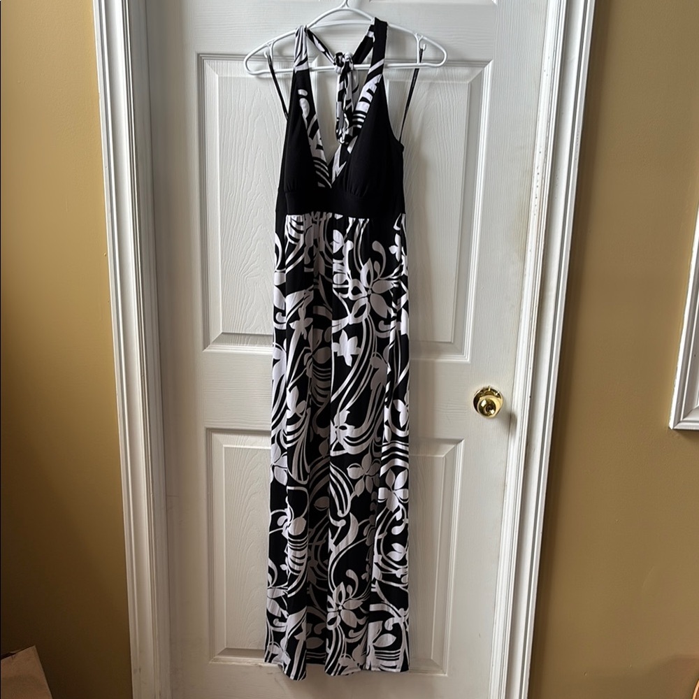 Black and White Halter Maxi Dress